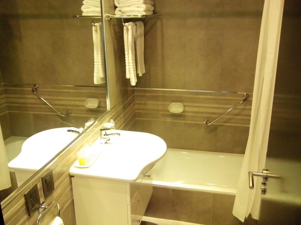 Terra Malal Hotel Chos Malal Cameră foto